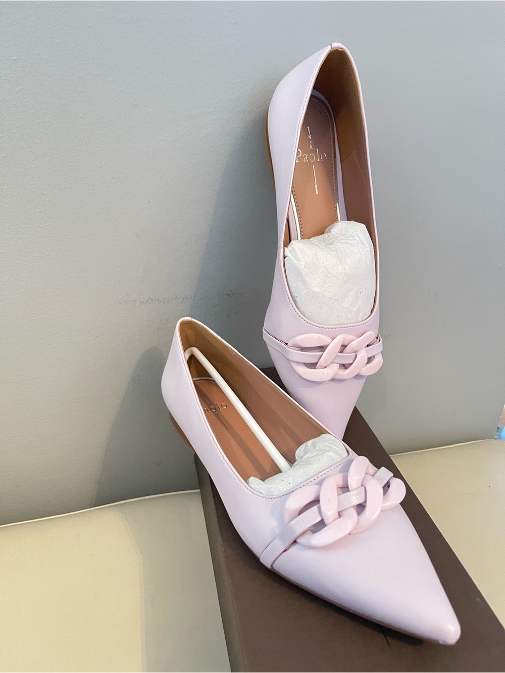 Paolo women’s Lavender Pink Leather Pointed-Toe Flats with Chain Detail size 9.5